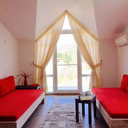 Hotel apartamentowy Derin Apart