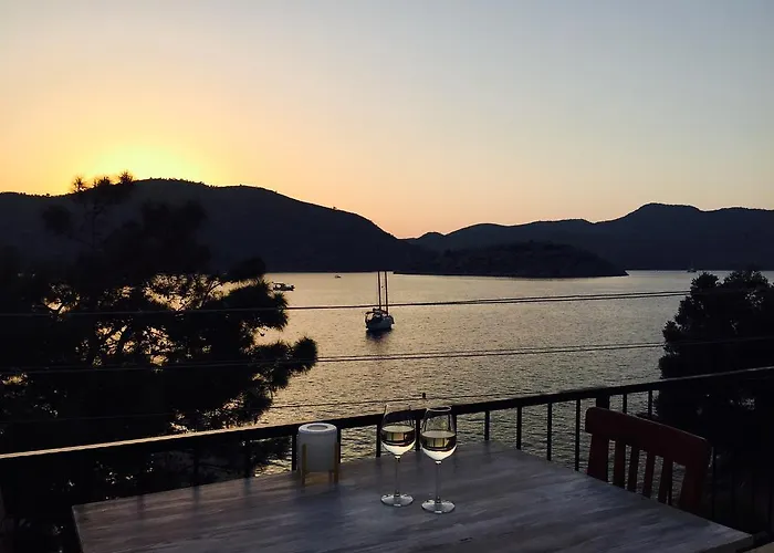 Hotel de apartamente Derin Apart *